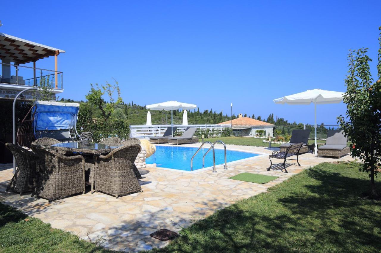 Villas Goudis Tsoukaladhes Luaran gambar