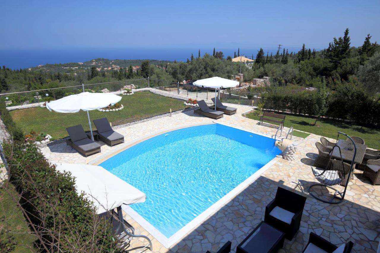Villas Goudis Tsoukaladhes Luaran gambar