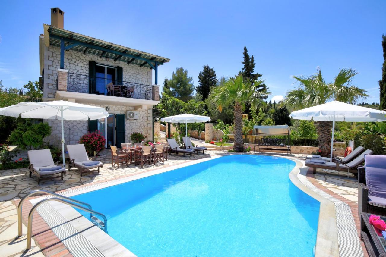 Villas Goudis Tsoukaladhes Luaran gambar