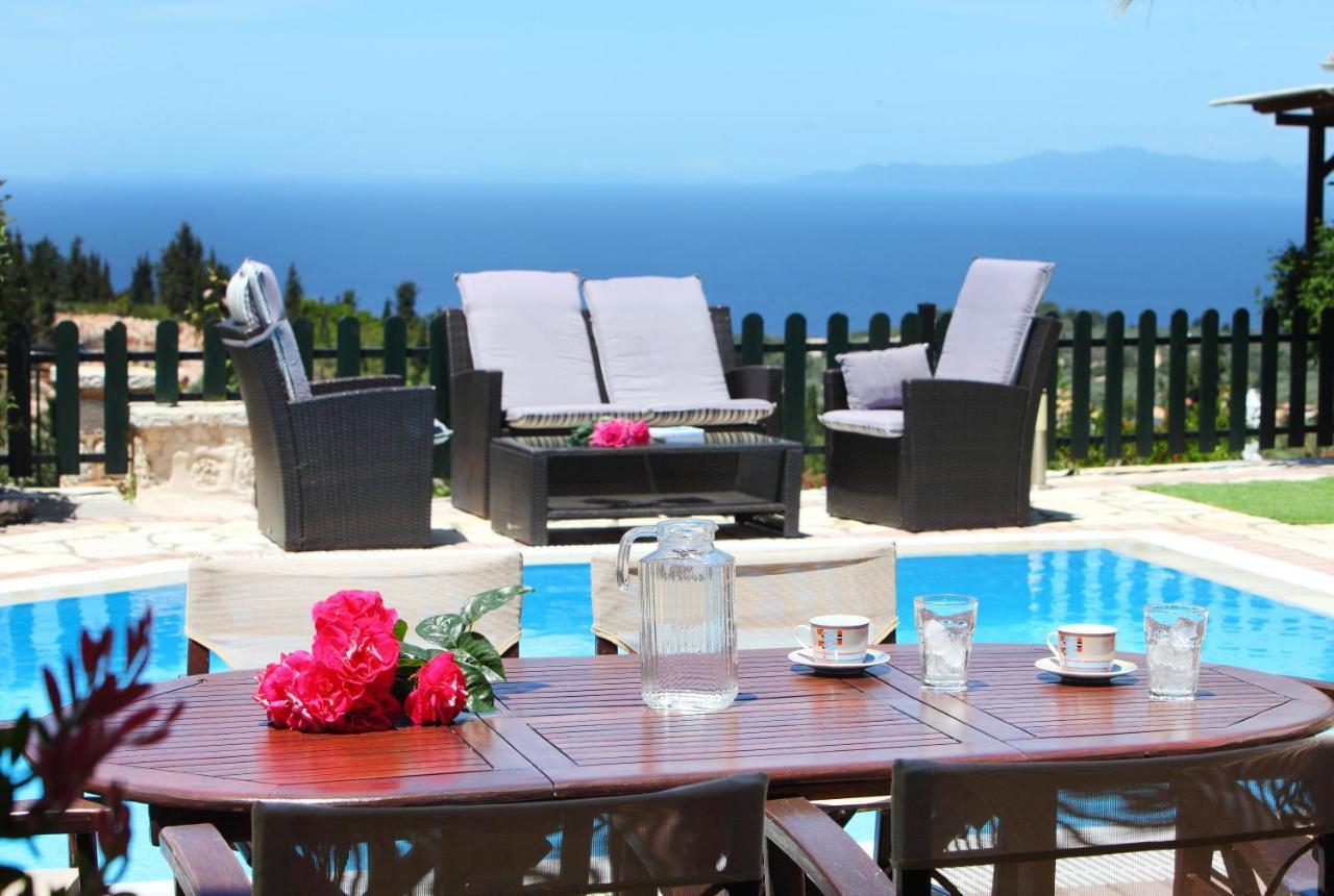 Villas Goudis Tsoukaladhes Luaran gambar