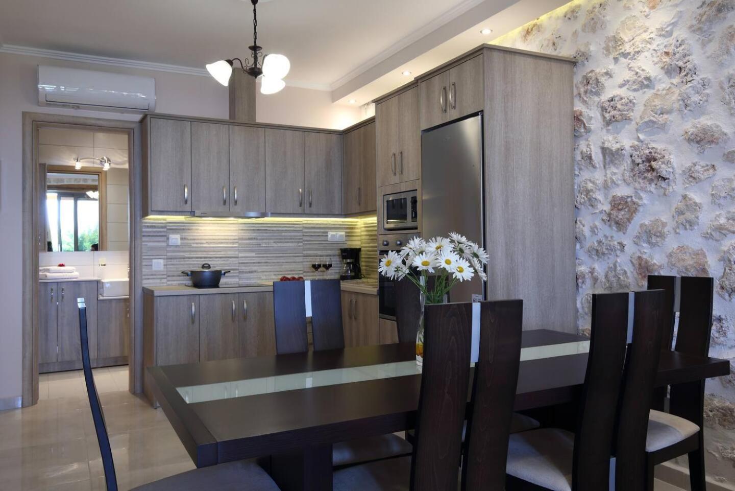 Villas Goudis Tsoukaladhes Luaran gambar