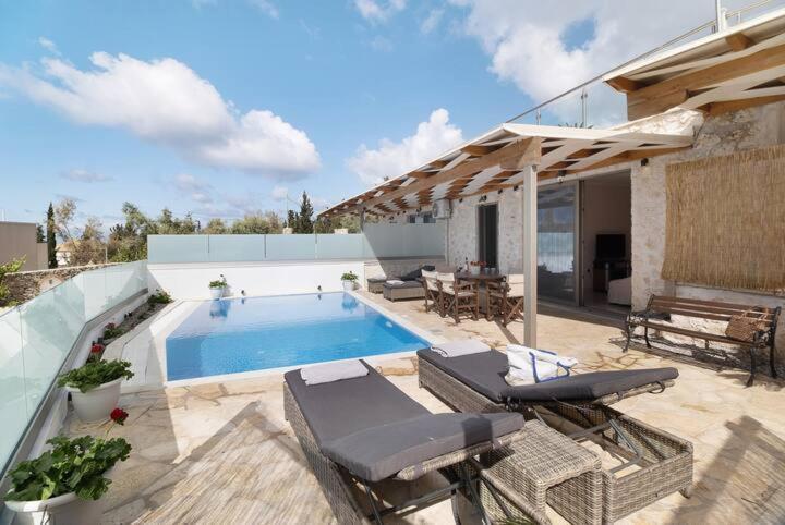 Villas Goudis Tsoukaladhes Luaran gambar